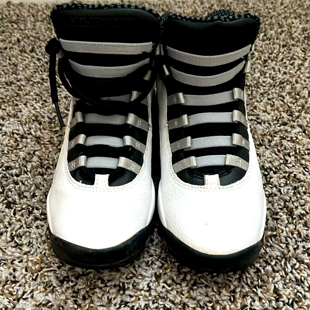 Jordan Retro 10